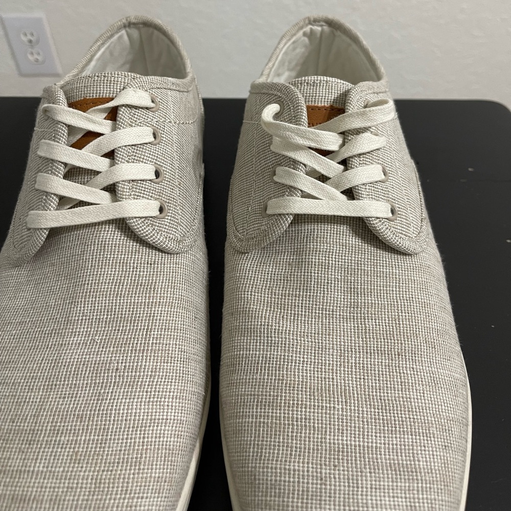 Size 13 Steve Madden Casual Shoe